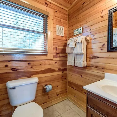Hemlock Manor Villa Gatlinburg Exterior photo